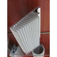广东大型工业铝材厂家供应：高品质工业用铝型材